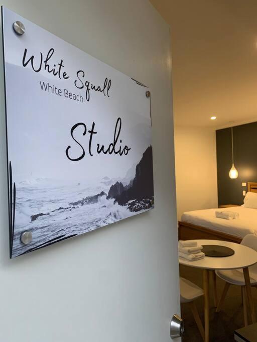 Beachfront Self Contained Studio White Beach Exterior foto